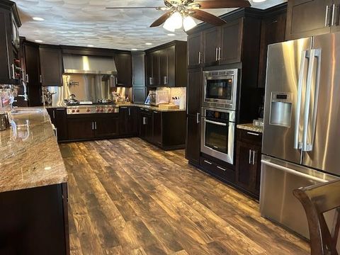 14A Reed Street Londonderry NH 03053