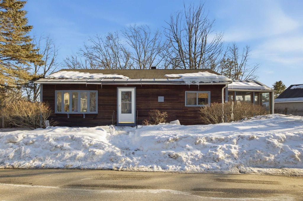 Photo of 34 Gage Street, Boscawen, NH 03303 (MLS # 5078003)