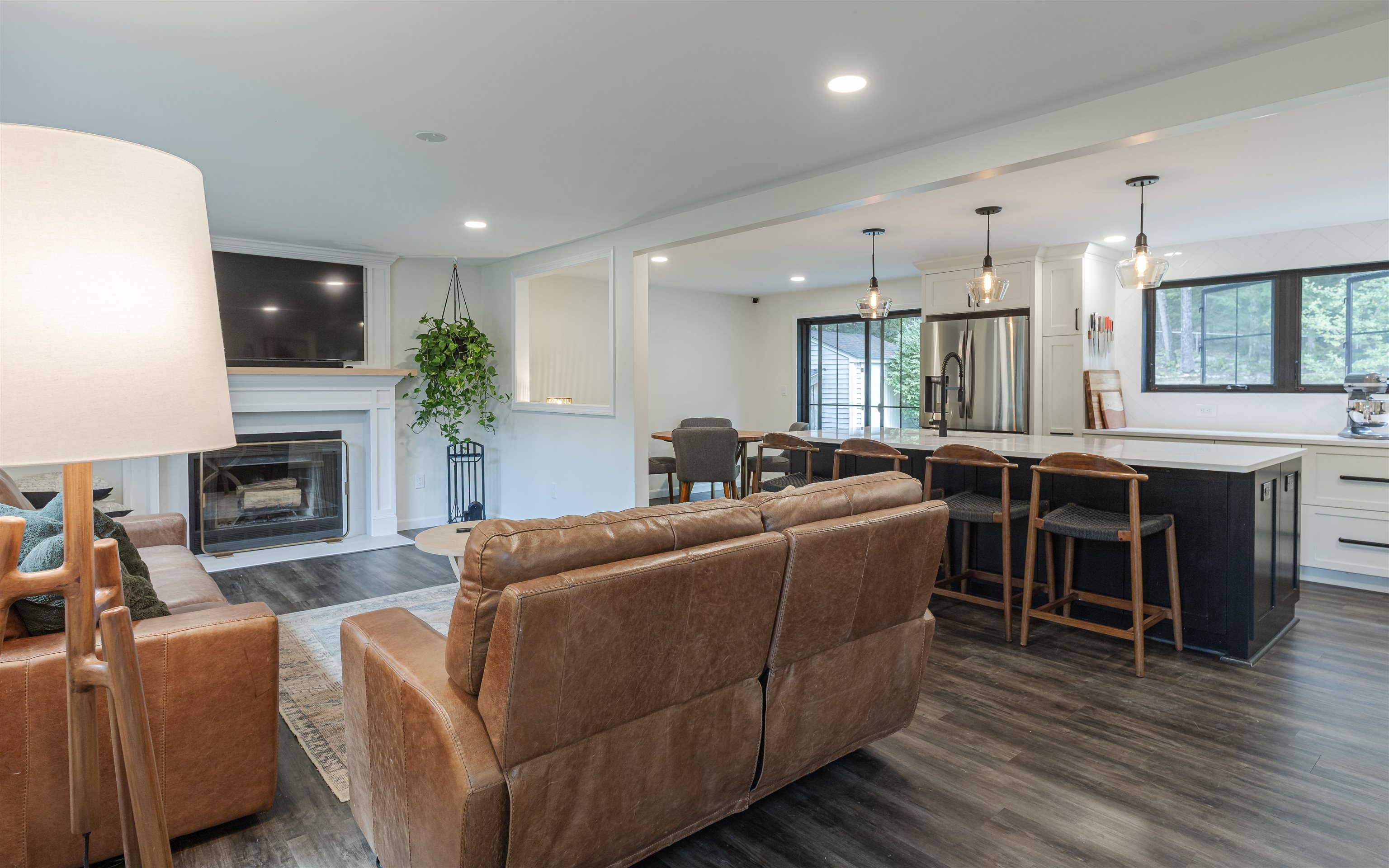 15 Meetinghouse Road