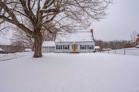 Photo of 144 Rochester Hill Road, Rochester, NH 03867 (MLS # 5071524)