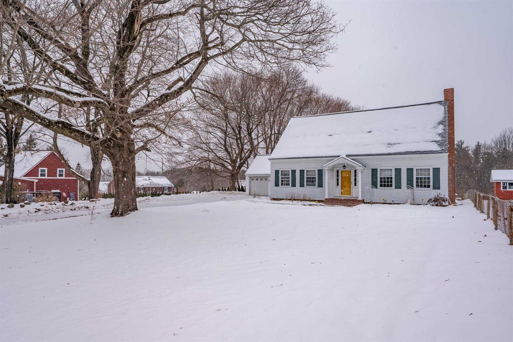 Photo of 144 Rochester Hill Road, Rochester, NH 03867 (MLS # 5071524)