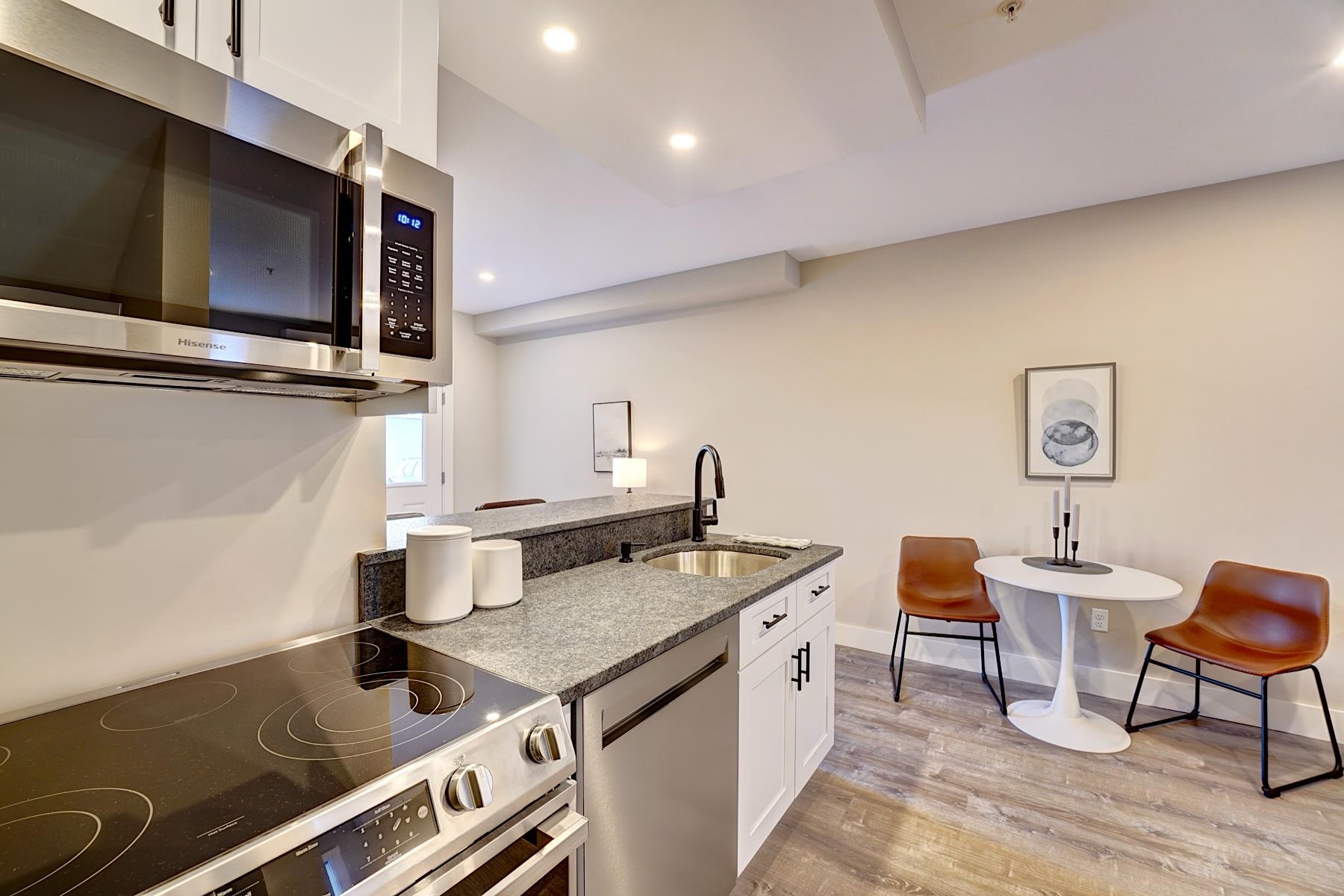 621 Islington Street C