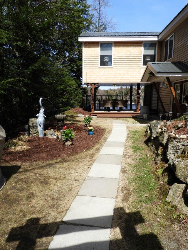 2105 Valley Road