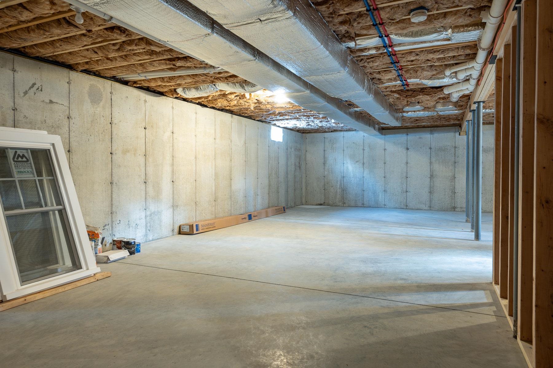 Dover, New Hampshire 03820, United States, 2 Bedrooms Bedrooms, ,2 BathroomsBathrooms,Residential,Pending,18172