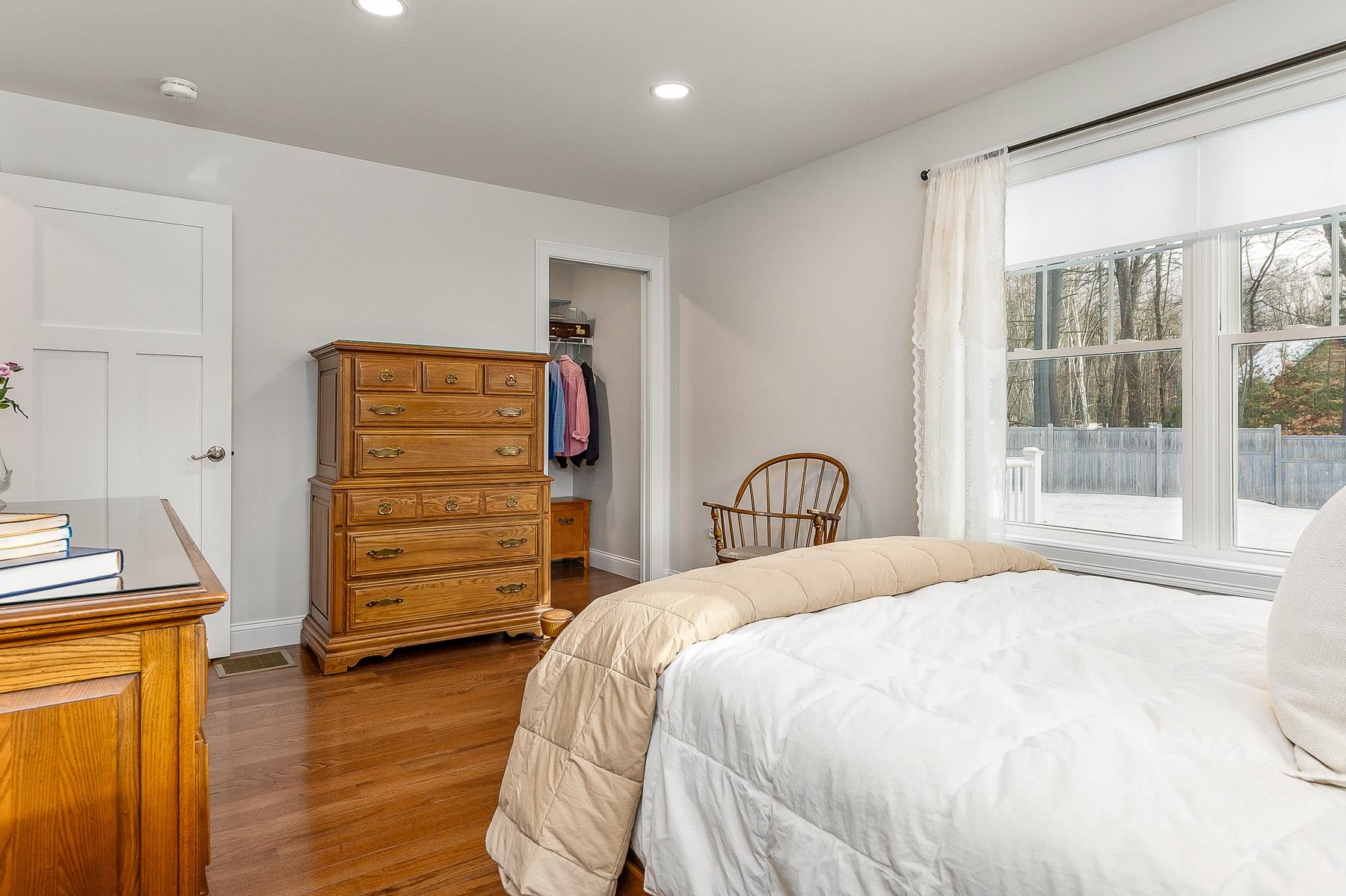 Dover, New Hampshire 03820, United States, 2 Bedrooms Bedrooms, ,2 BathroomsBathrooms,Residential,Pending,18172