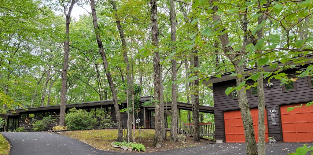 Photo of 82 Little Pond Road, Concord, NH 03301 (MLS # 5083941)