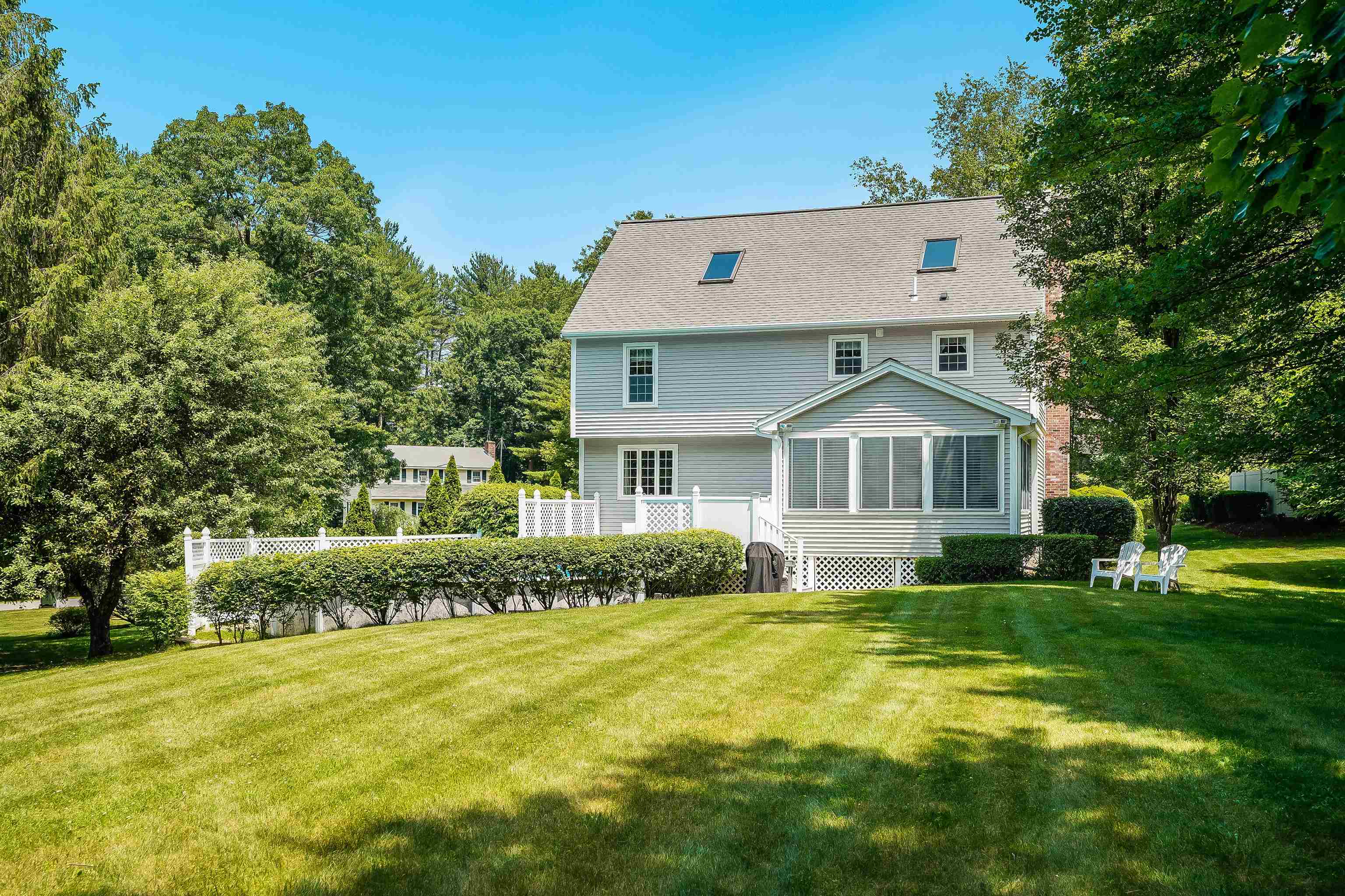7 Jay Drive
