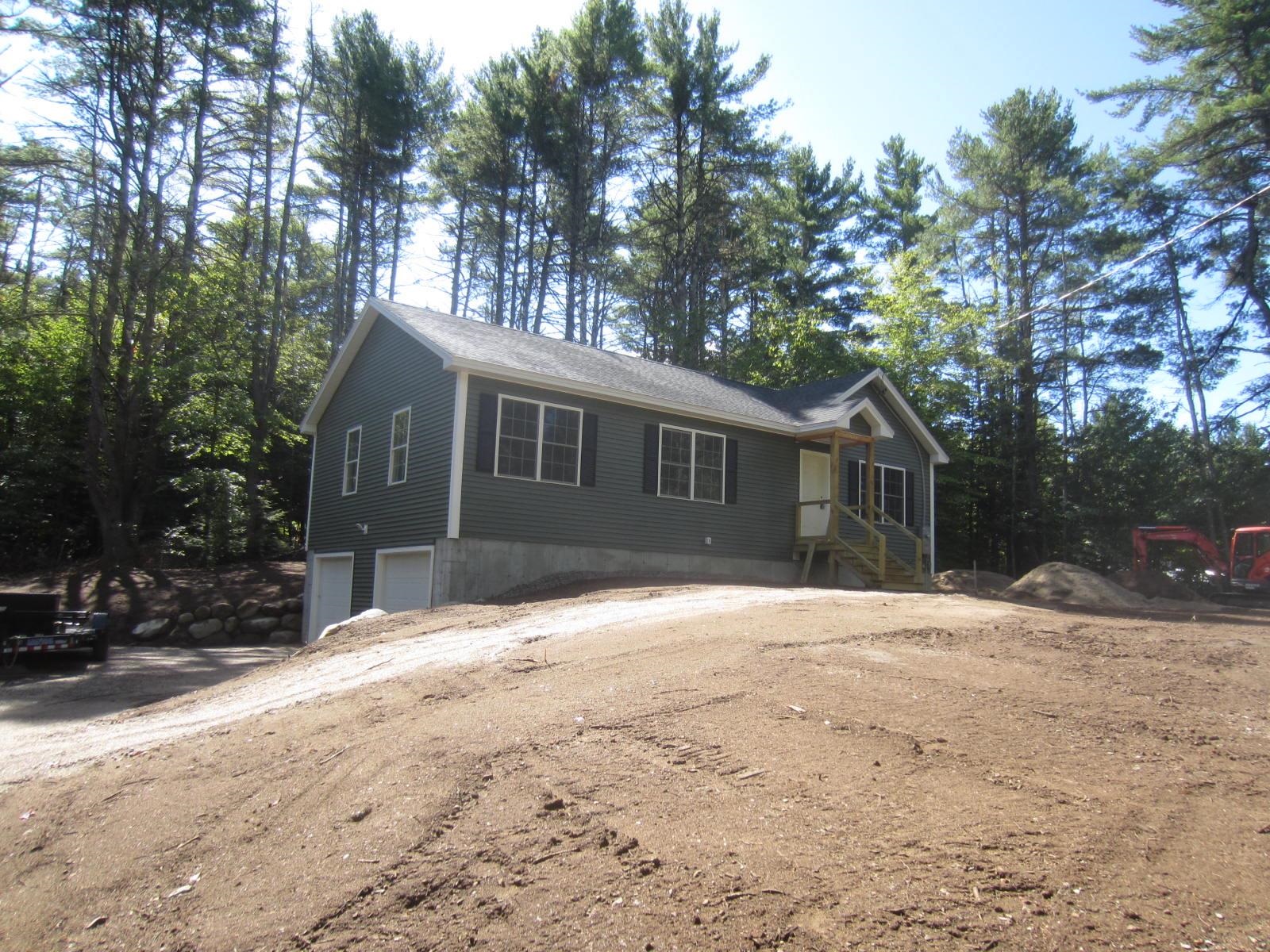Wakefield, New Hampshire 03872, United States, 3 Bedrooms Bedrooms, ,2 BathroomsBathrooms,Residential,Active,136579