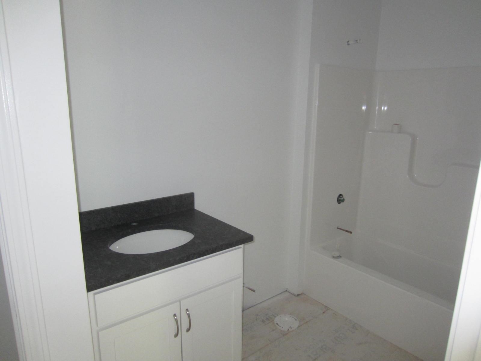 Wakefield, New Hampshire 03872, United States, 3 Bedrooms Bedrooms, ,2 BathroomsBathrooms,Residential,Active,136579