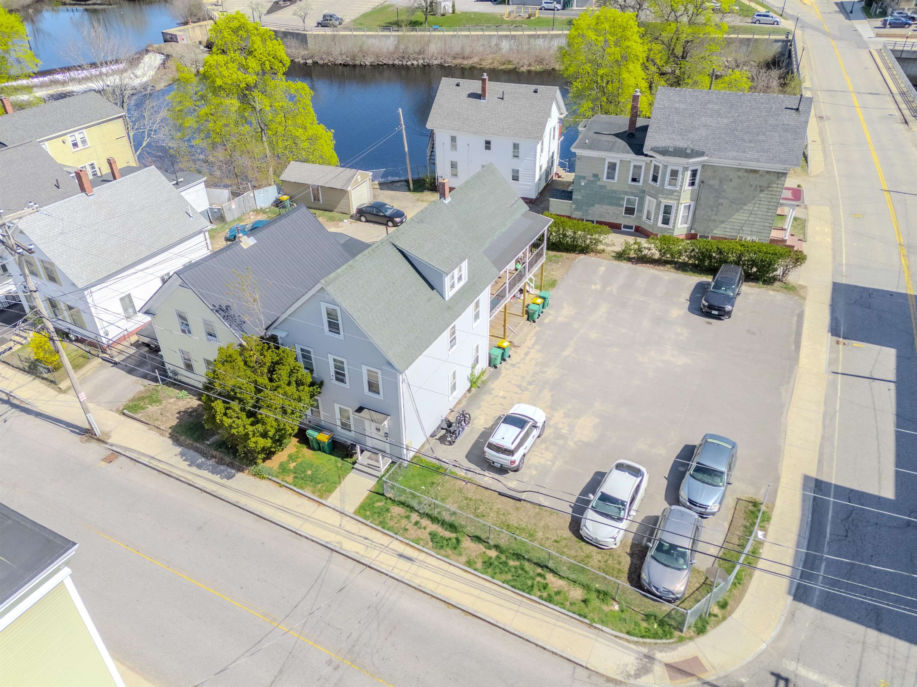 40 River Street