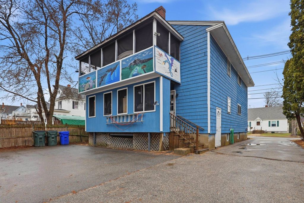 Photo of 1069 Hayward Street, Manchester, NH 03103 (MLS # 5081611)