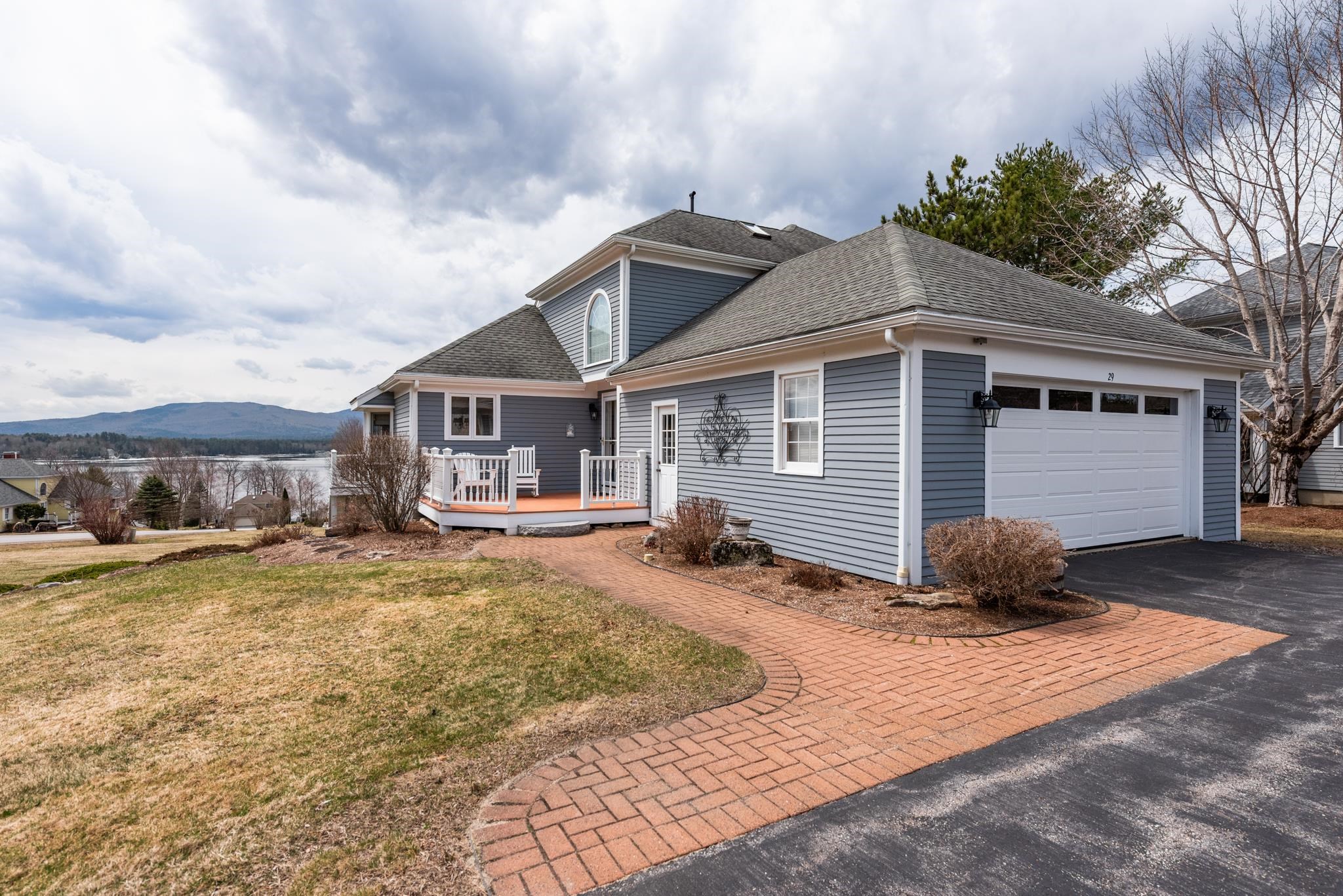 29 Pasquaney Lane 10