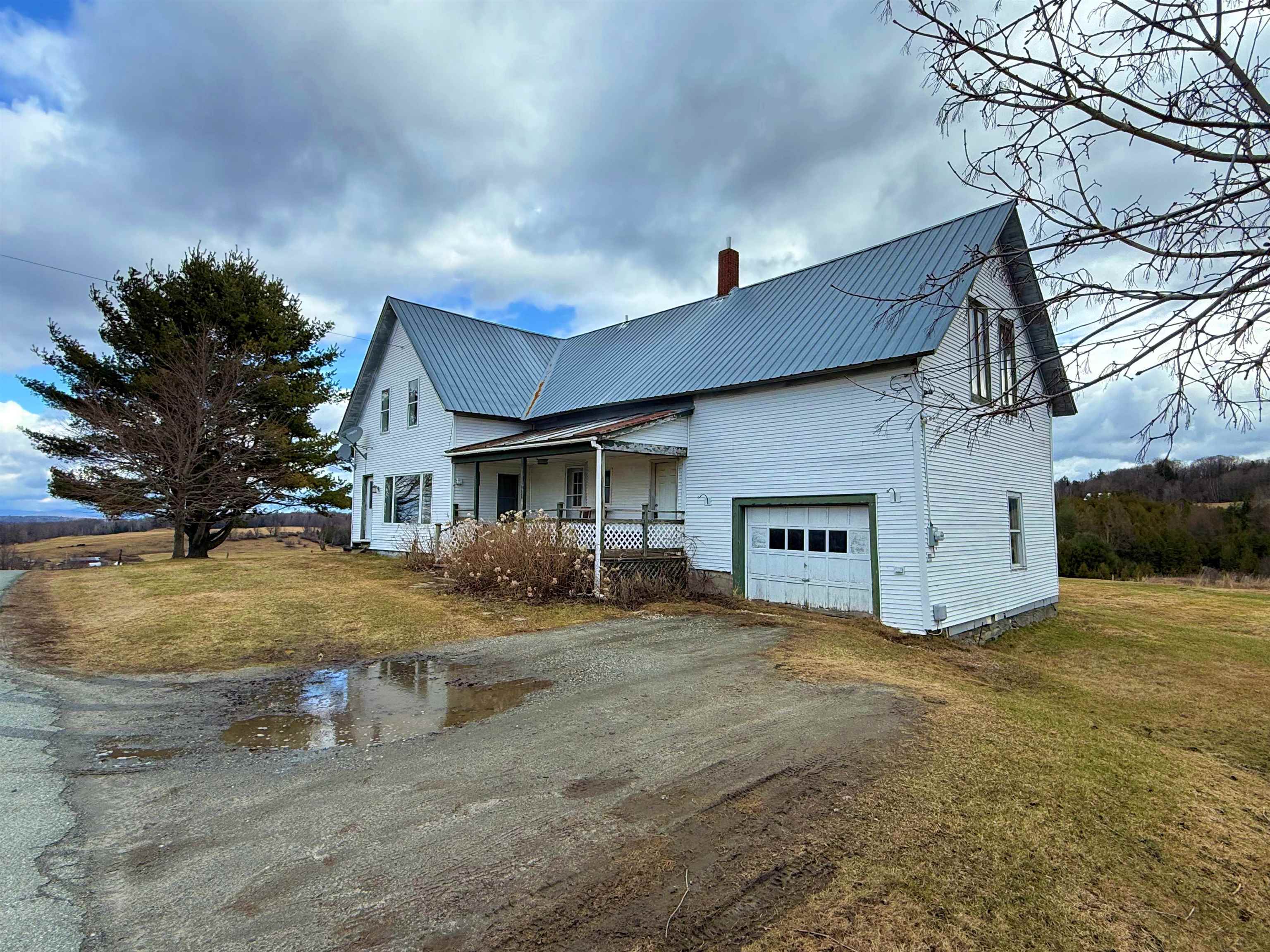 2570 Maple Hill Road