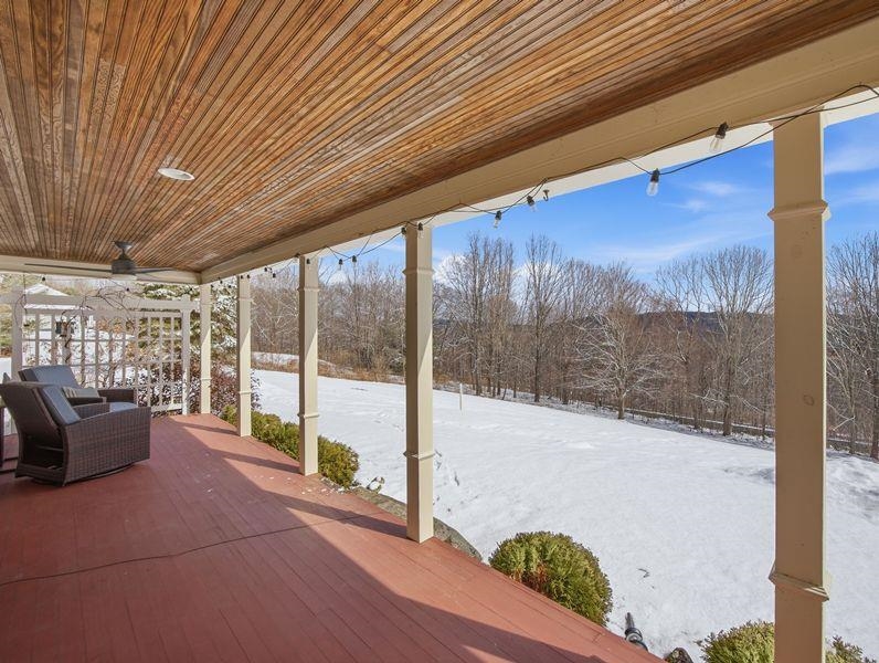 692 Old Walpole Road