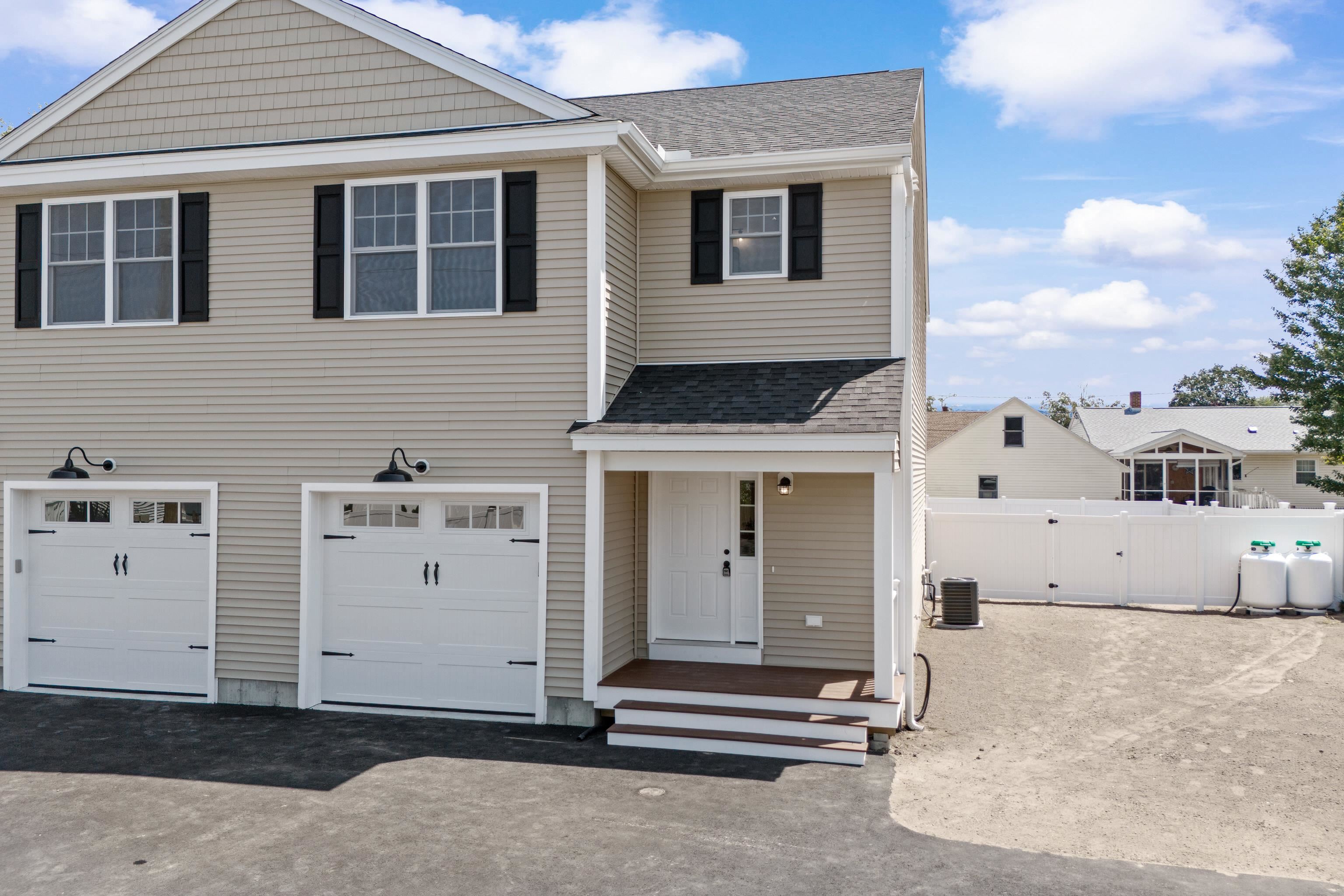 39 B Larch Street