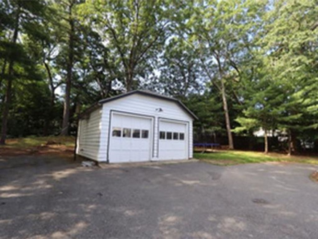Photo of 63 Taylor Street, Nashua, NH 03060 (MLS # 5065176)