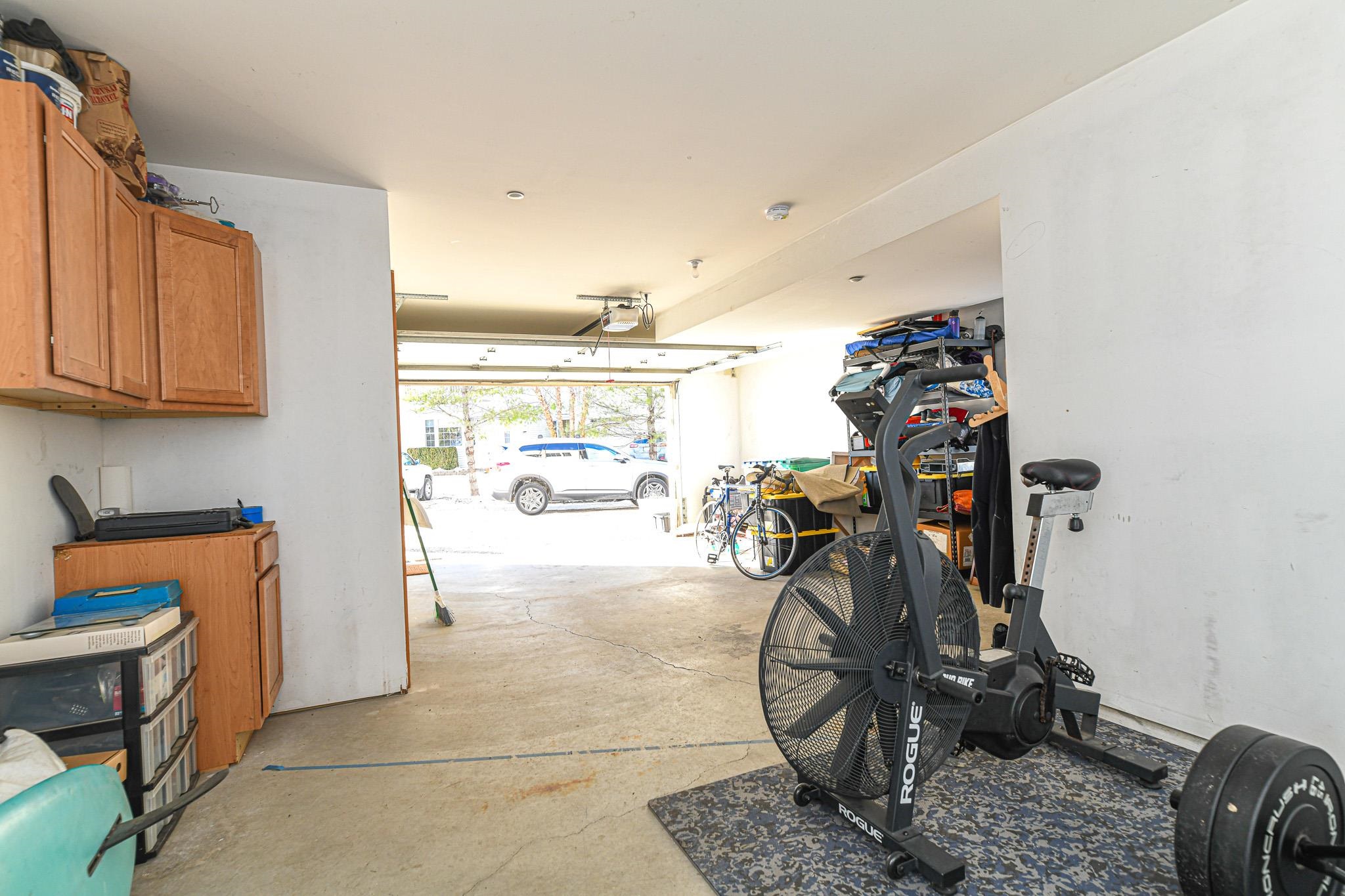 Hampton, New Hampshire 03842, United States, 2 Bedrooms Bedrooms, ,3 BathroomsBathrooms,Residential,Pending,12384