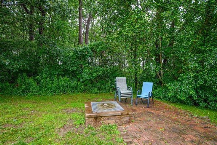 Hampton, New Hampshire 03842, United States, 2 Bedrooms Bedrooms, ,3 BathroomsBathrooms,Residential,Pending,12384