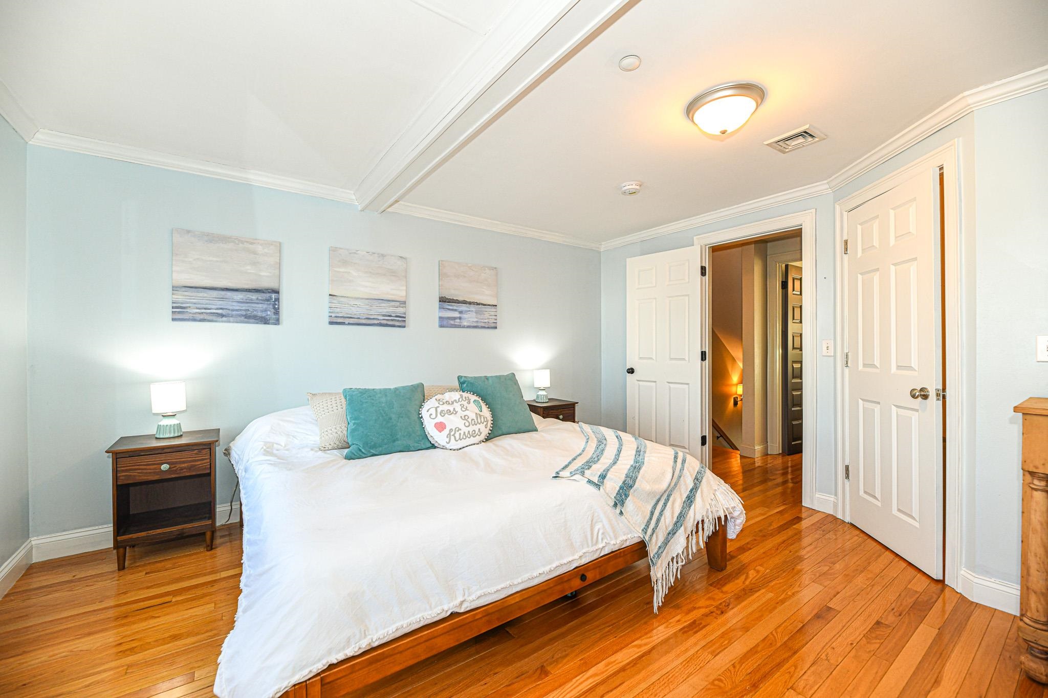 Hampton, New Hampshire 03842, United States, 2 Bedrooms Bedrooms, ,3 BathroomsBathrooms,Residential,Pending,12384