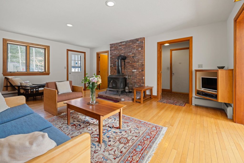 Photo of 4 Haskins Road, Hanover, NH 03755 (MLS # 5075843)