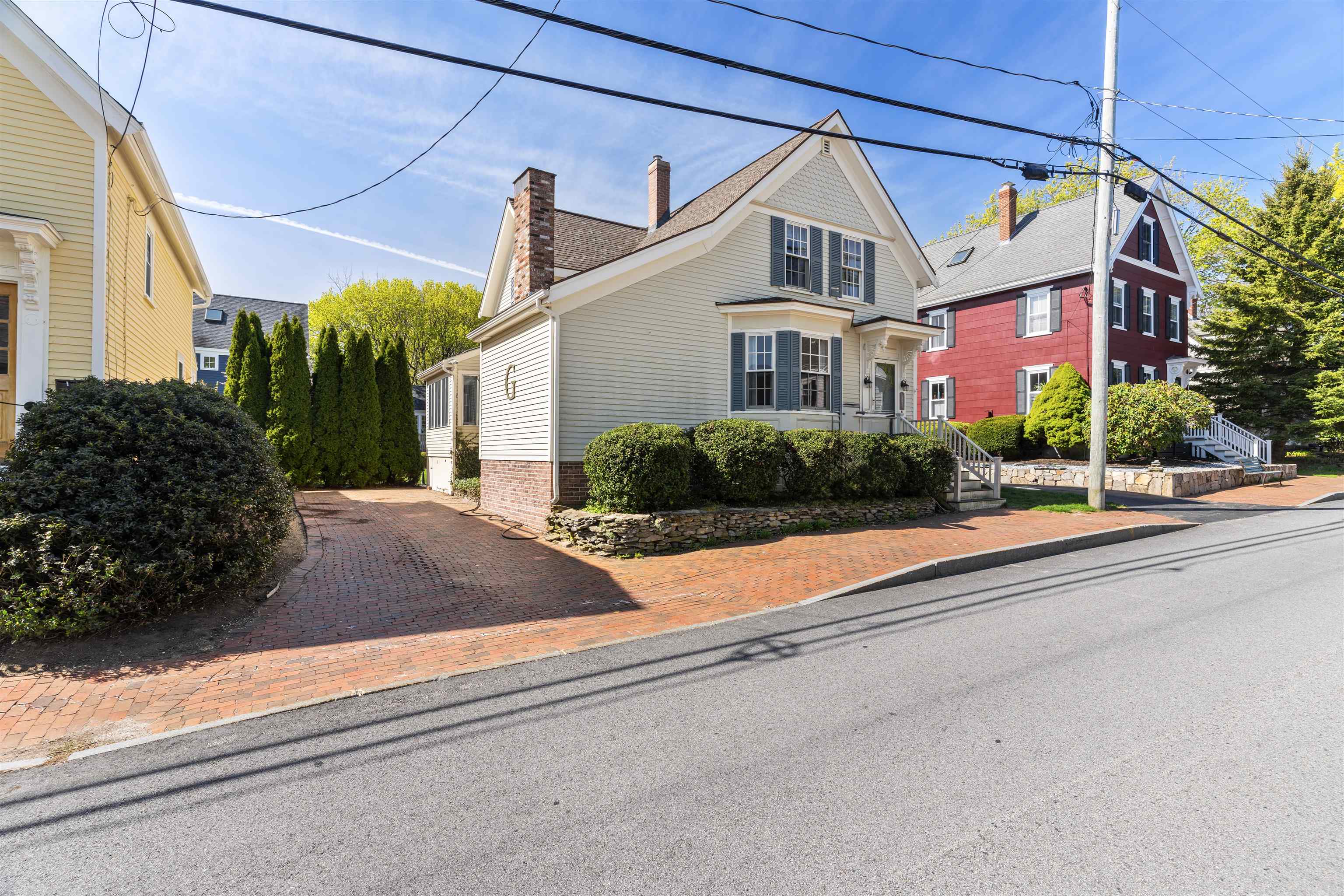 112 New Castle Avenue