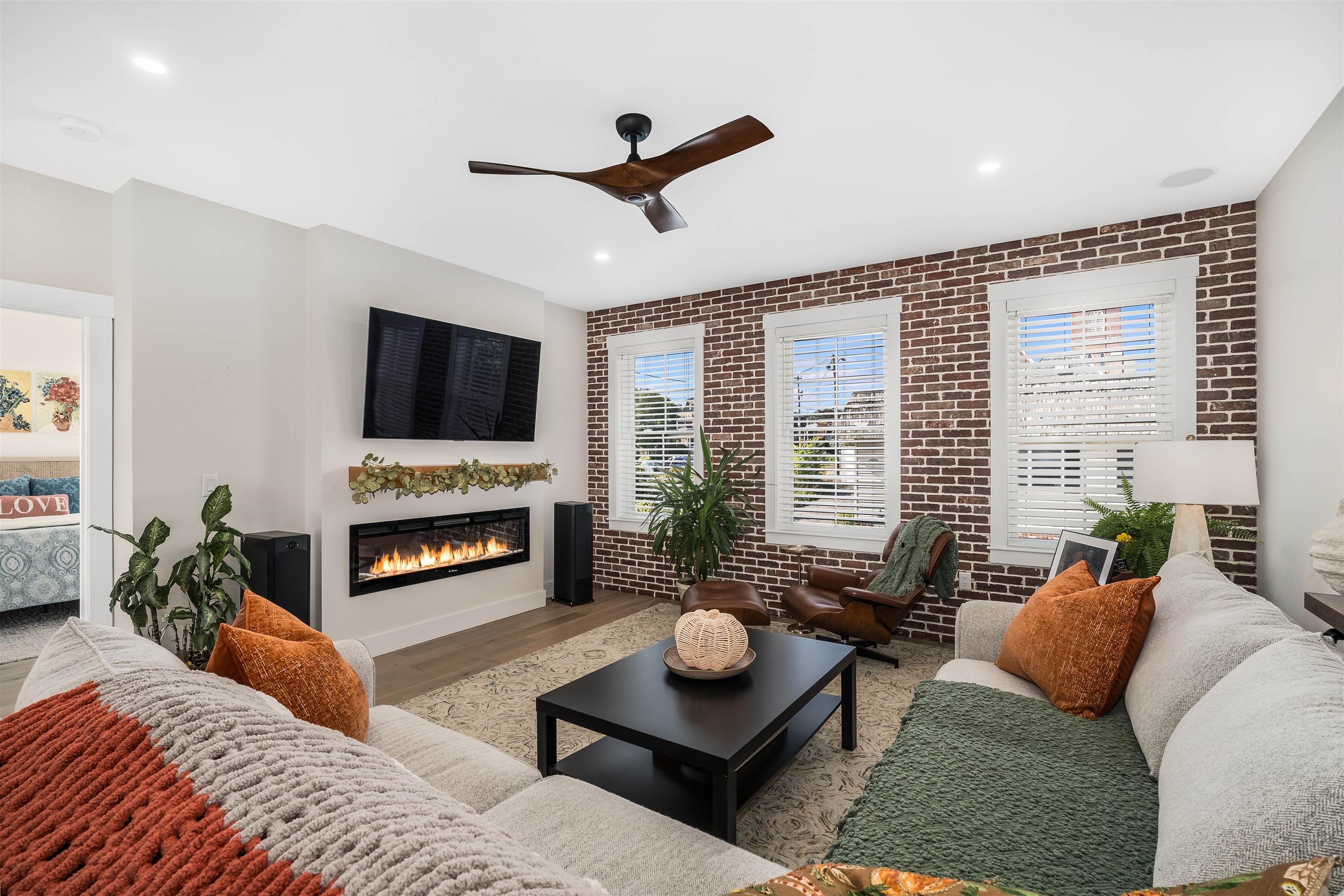 87 South Main Street Unit 2