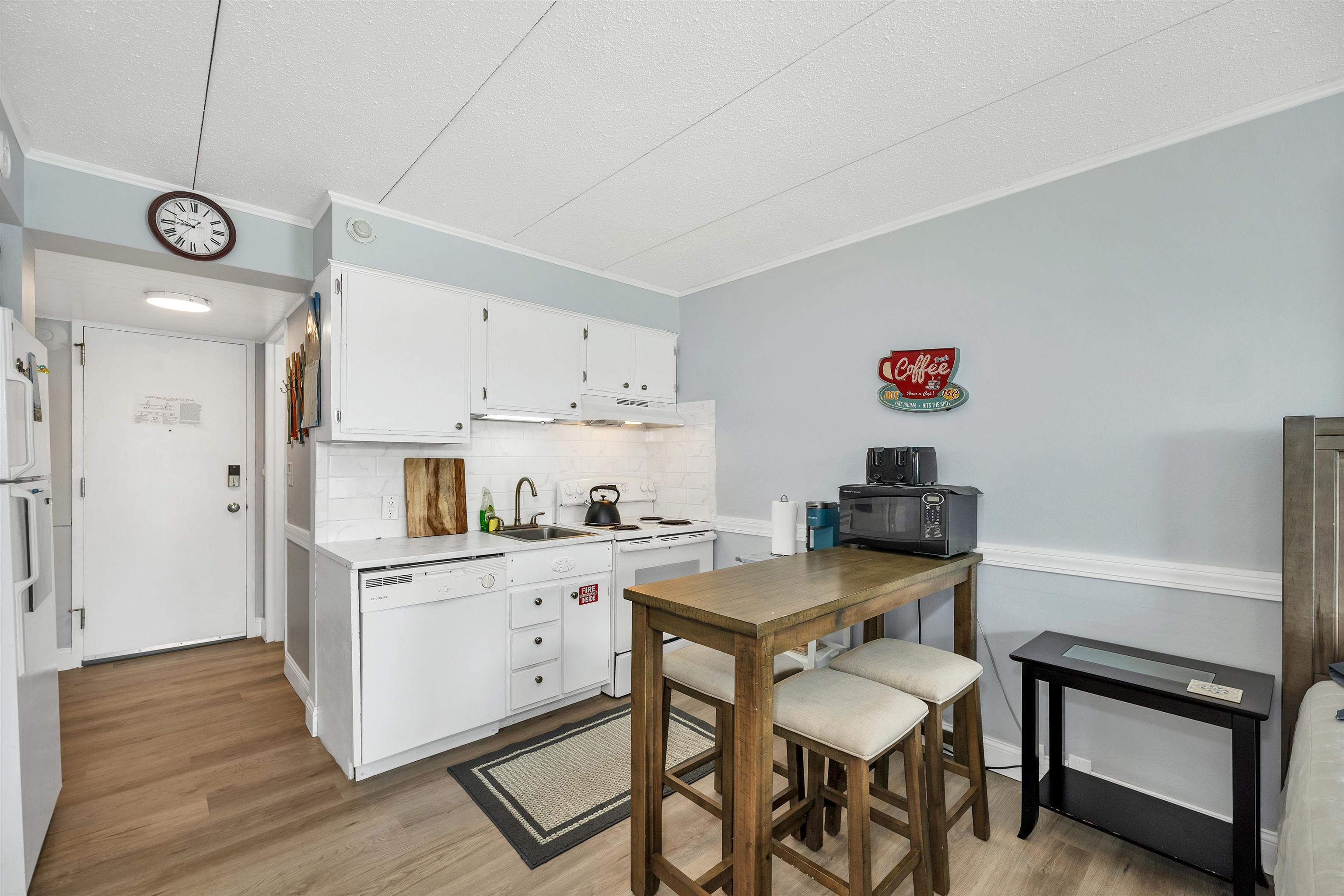 375 Endicott N Street 103
