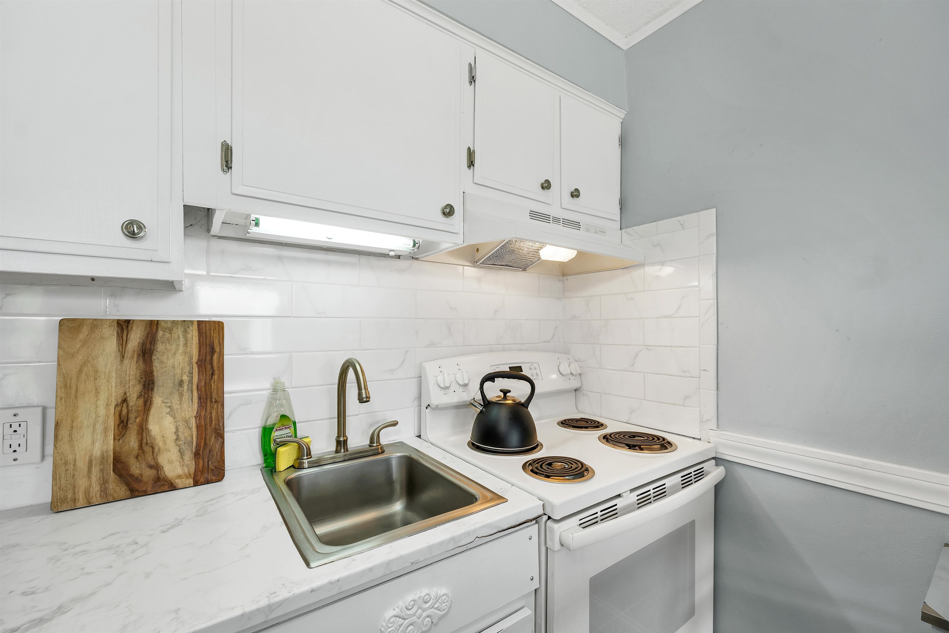 375 Endicott N Street 103