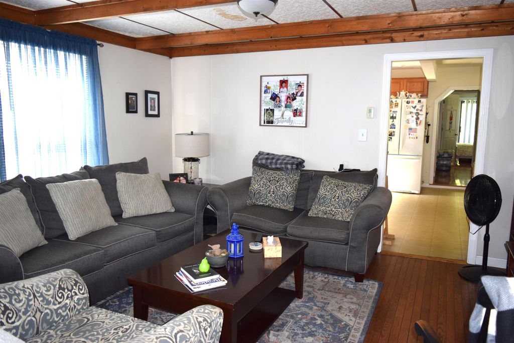 Photo of 50 Franklin Street, Derry, NH 03038 (MLS # 5064255)