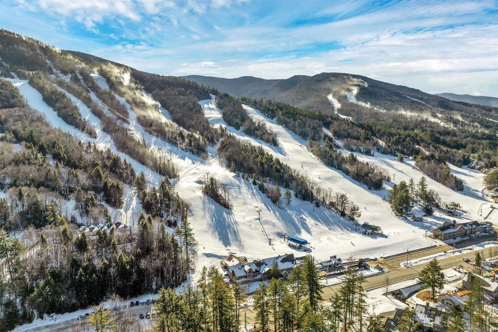 Photo of 6 River Run Drive #Q, Bartlett, NH 03812 (MLS # 5067661)