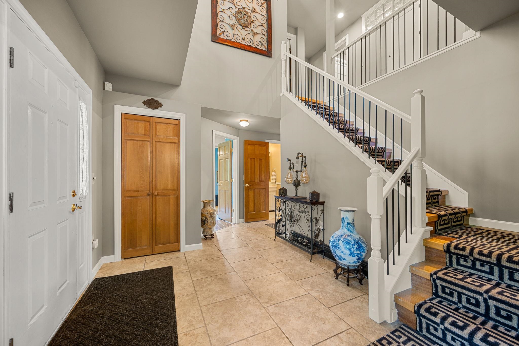 Barre Town, Vermont 05641, United States, 4 Bedrooms Bedrooms, ,5 BathroomsBathrooms,Residential,Pending,141731