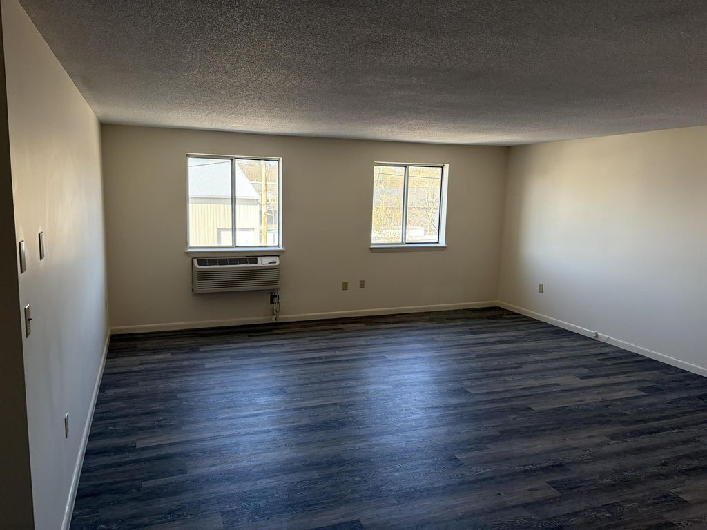 Photo of 16 Manning Street #201, Derry, NH 03038 (MLS # 5081474)