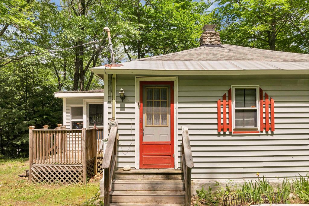 Photo of 129 Black Brook Road, Meredith, NH 03253 (MLS # 5079548)