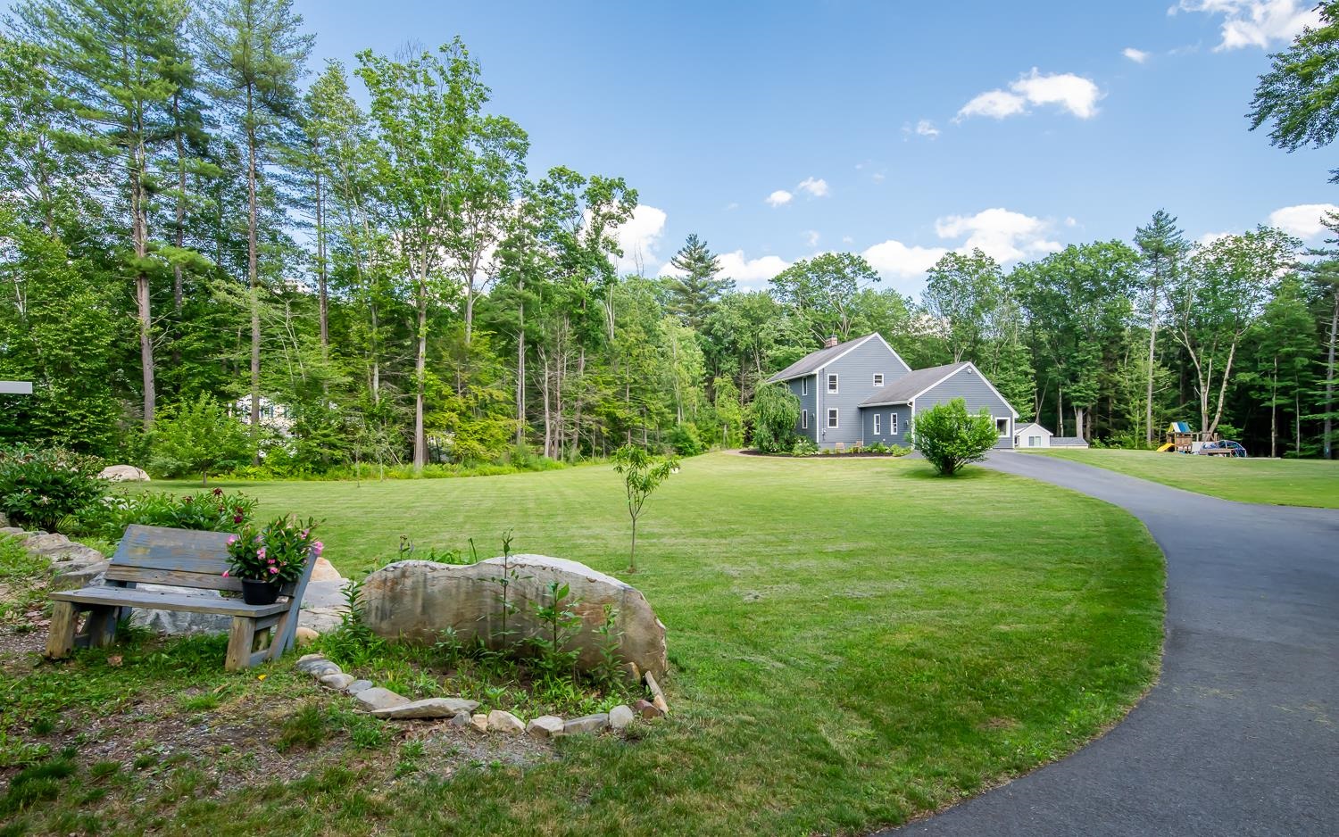 33 Hillside Road