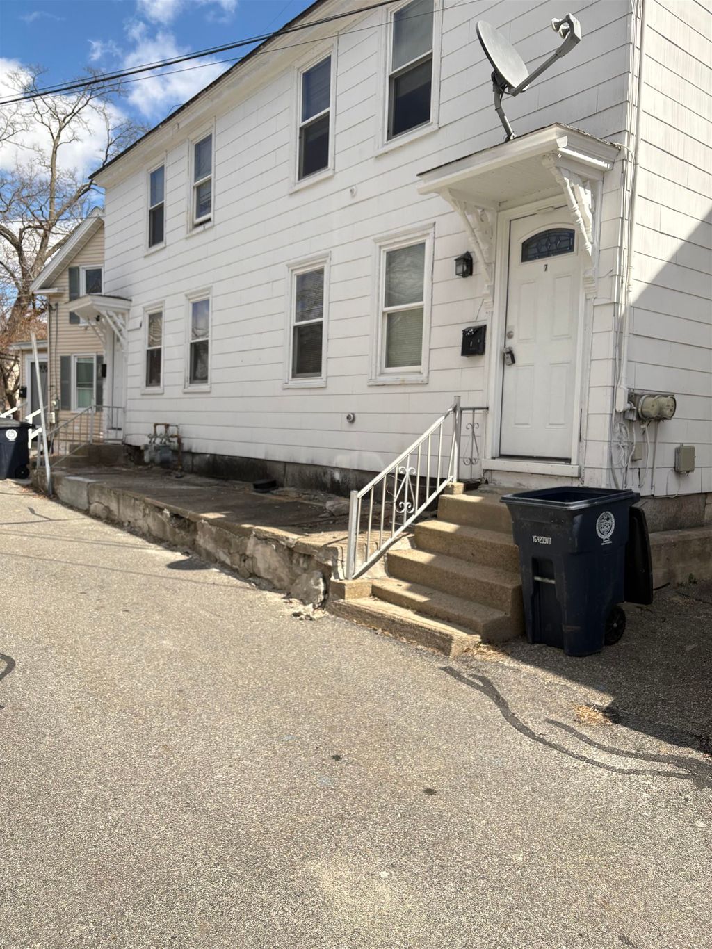 Photo of 7 Morrill Street, Nashua, NH 03064 (MLS # 5083186)