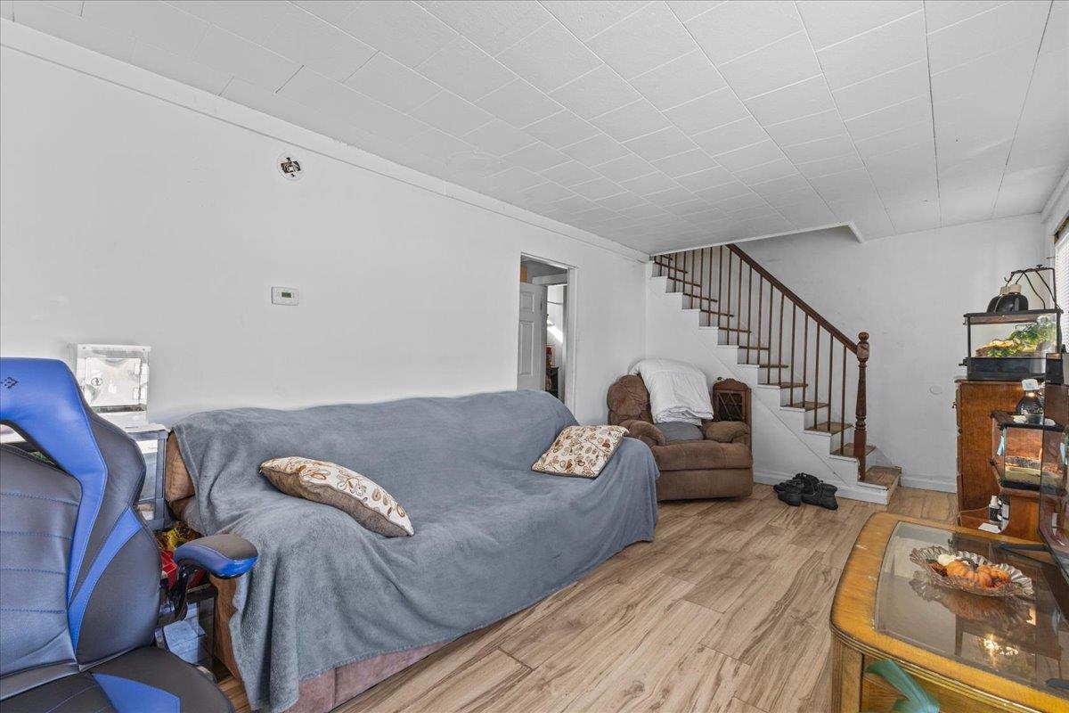 10-12 Lamoille Terrace