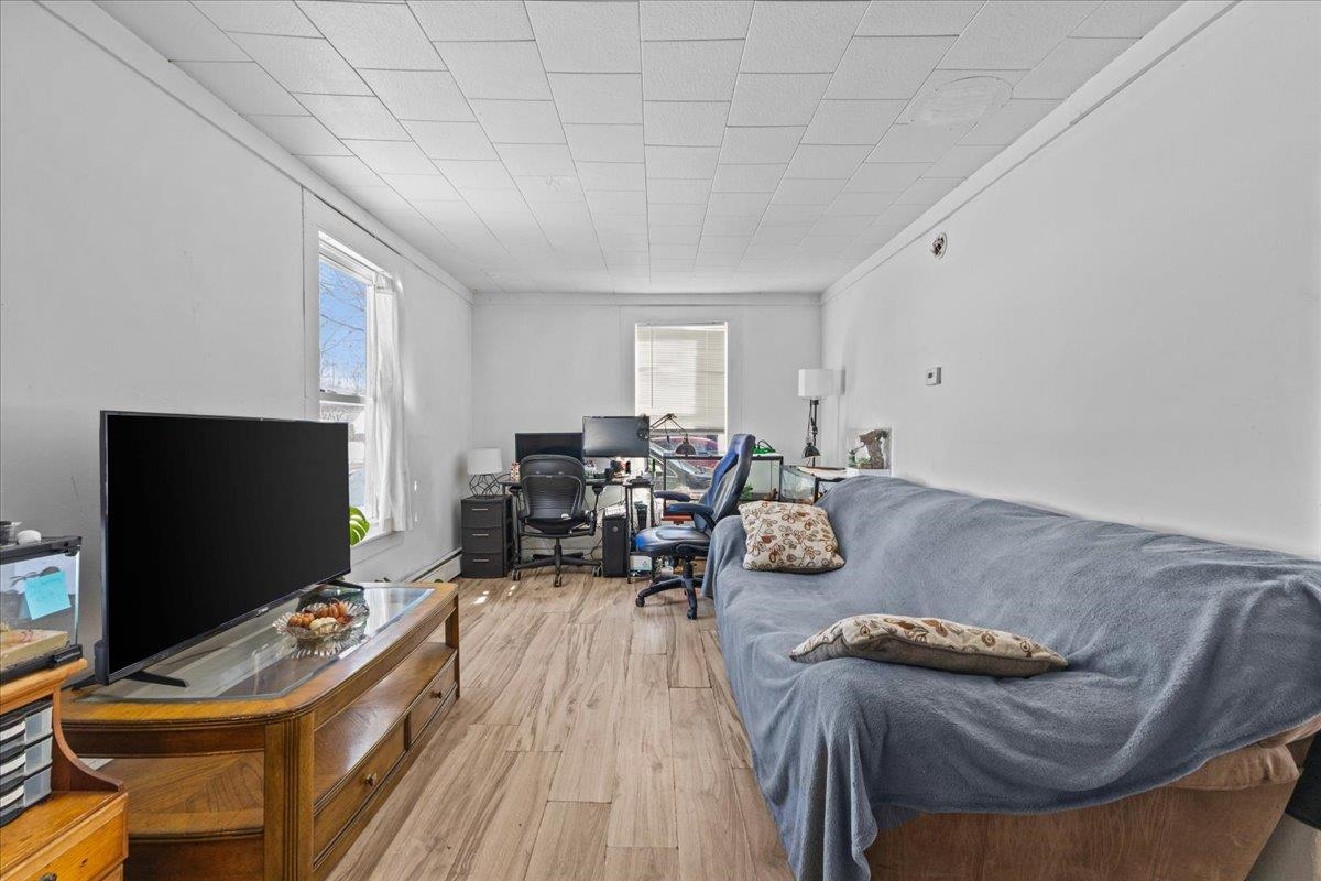 10-12 Lamoille Terrace