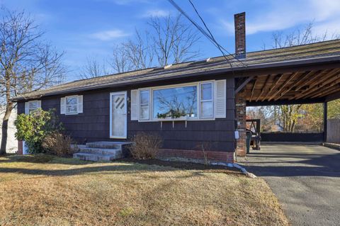 33 Pershing Street Goffstown NH 03045