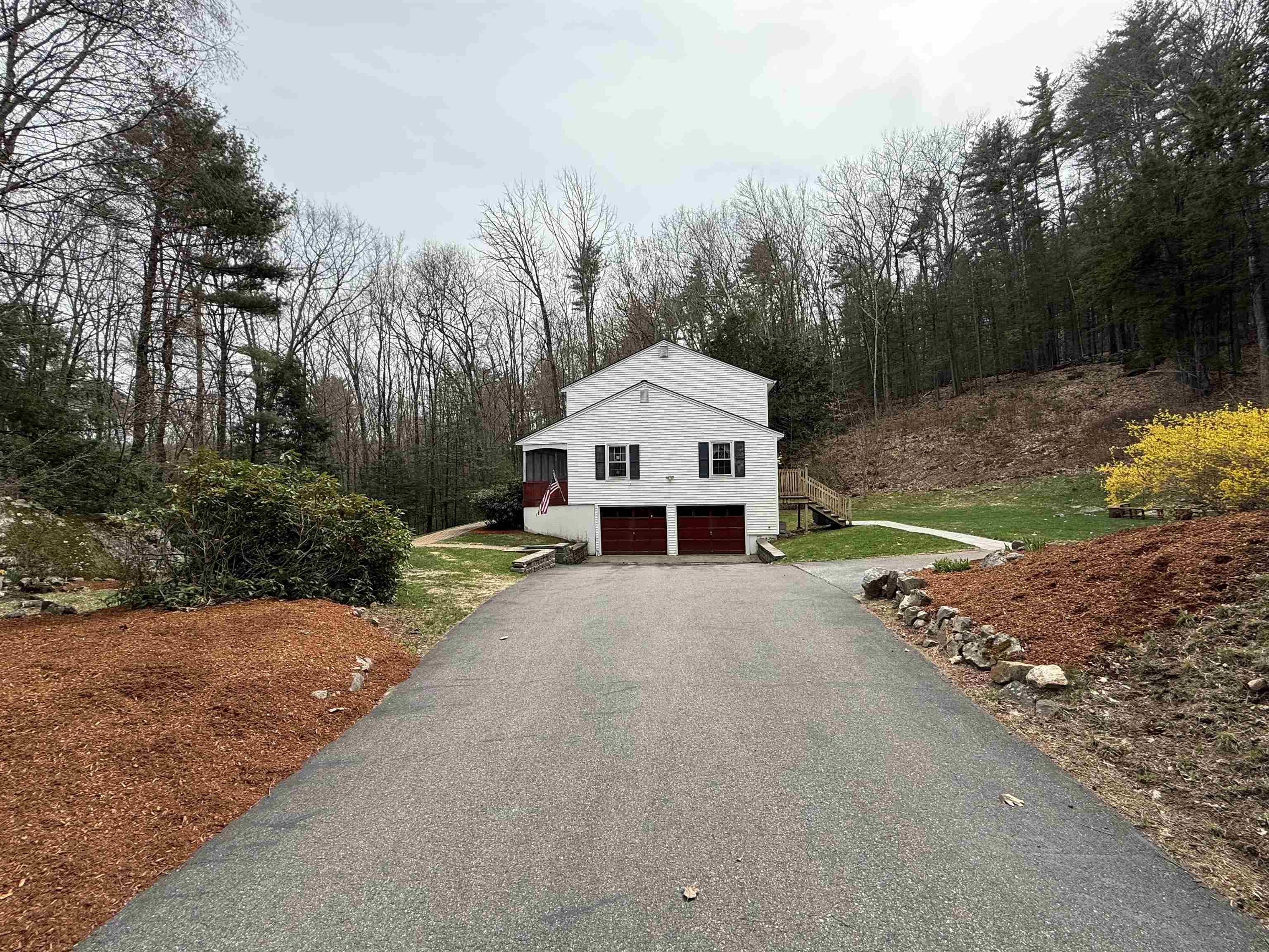 12 Nathaniel Drive
