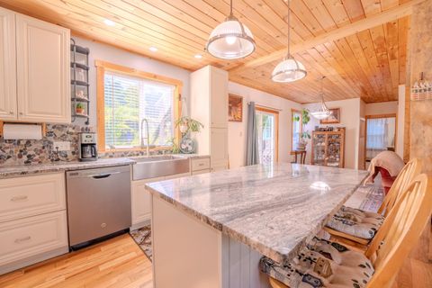 39 Ellsworth Hill Road Wentworth NH 03282