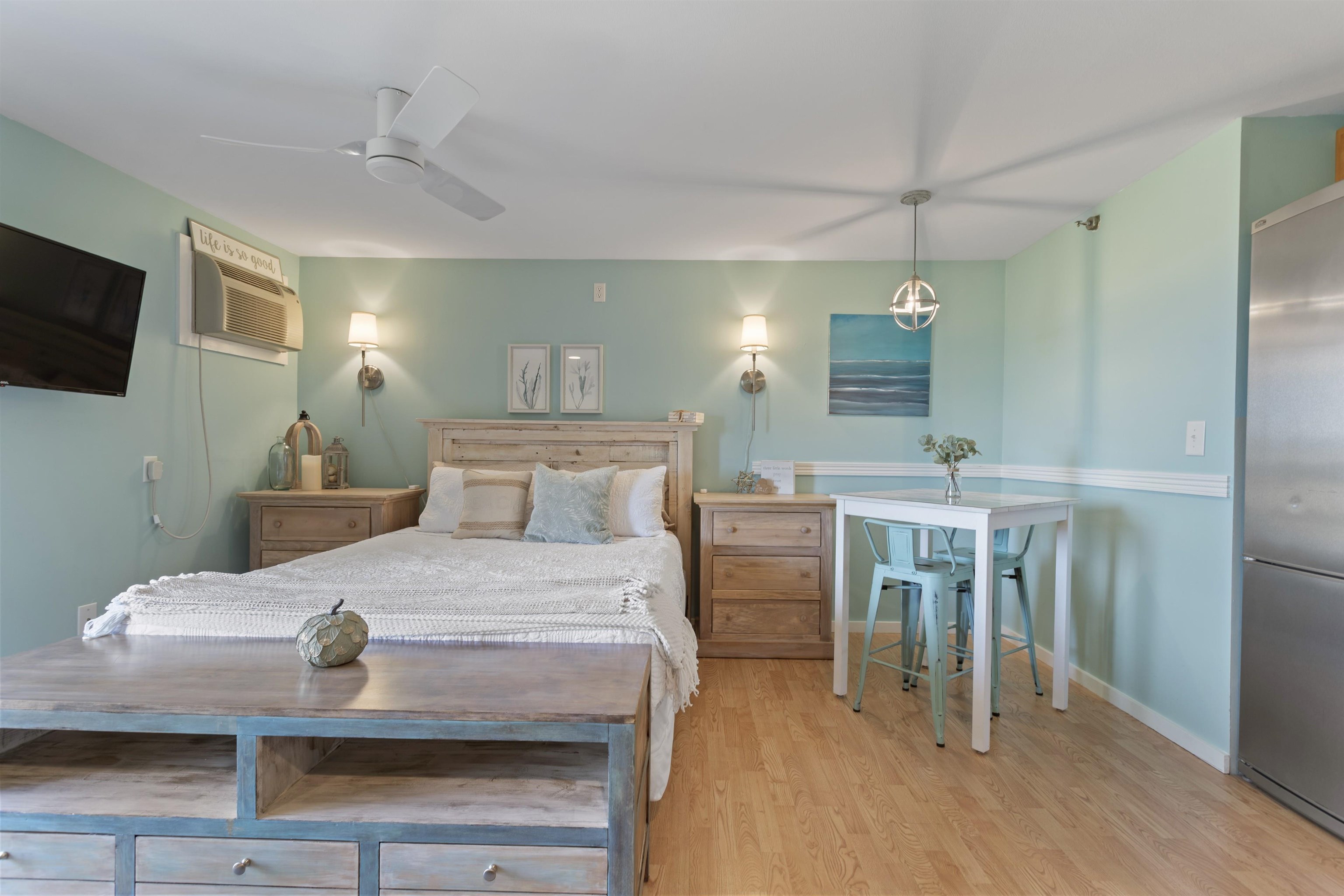 415 Ocean Boulevard 2E