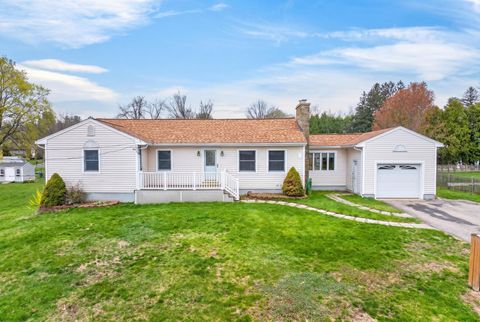 13 Darryl Lane Salem NH 03079