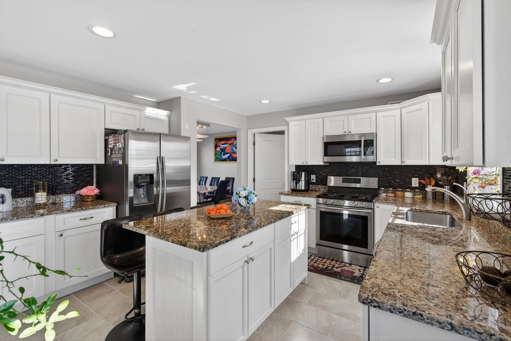 Photo of 73 King Street, Nashua, NH 03060 (MLS # 5076386)