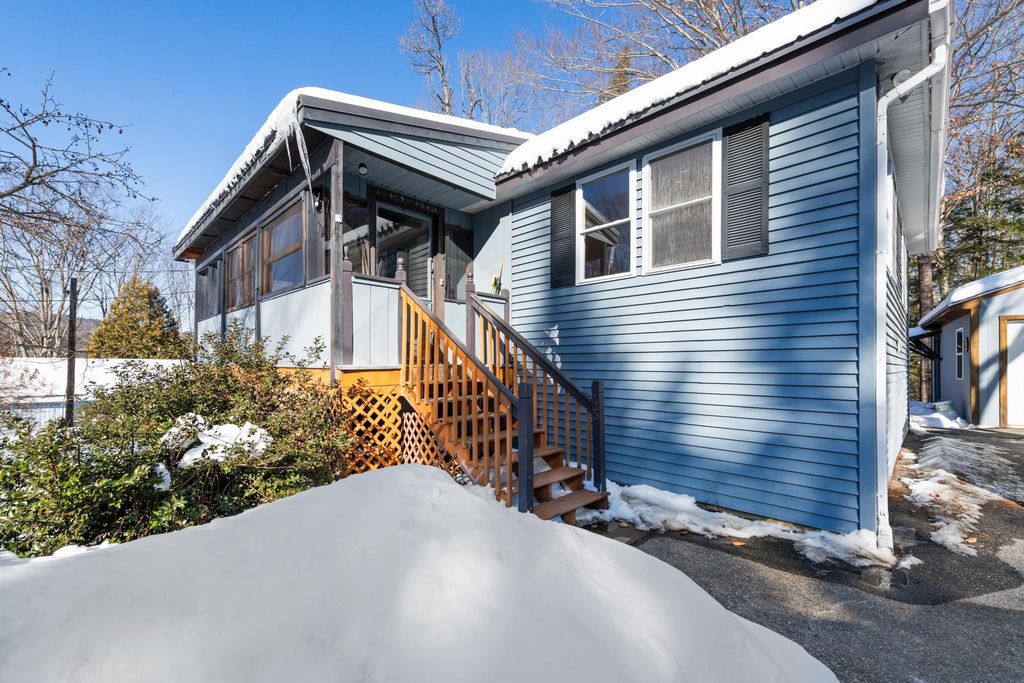 Photo of 45 Fourth Street, Bristol, NH 03222 (MLS # 5075591)