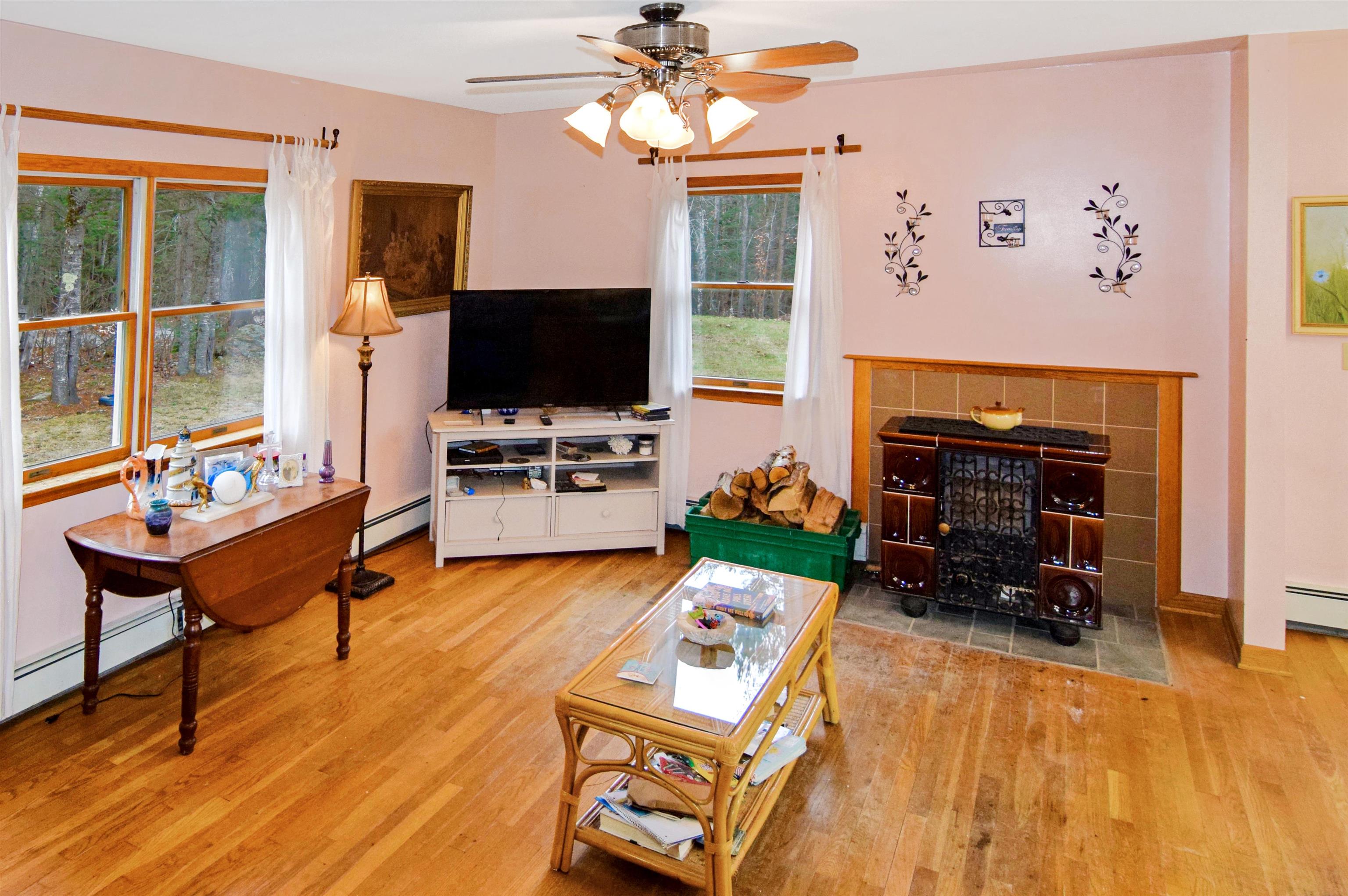 958 Faraway Road
