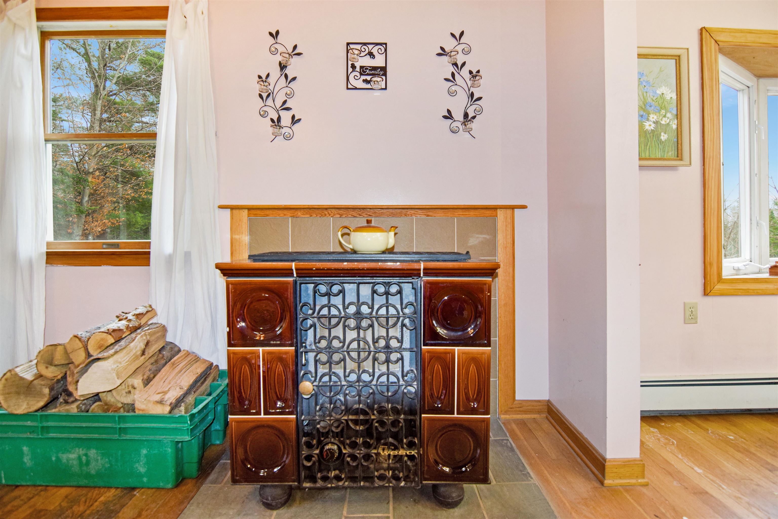 958 Faraway Road