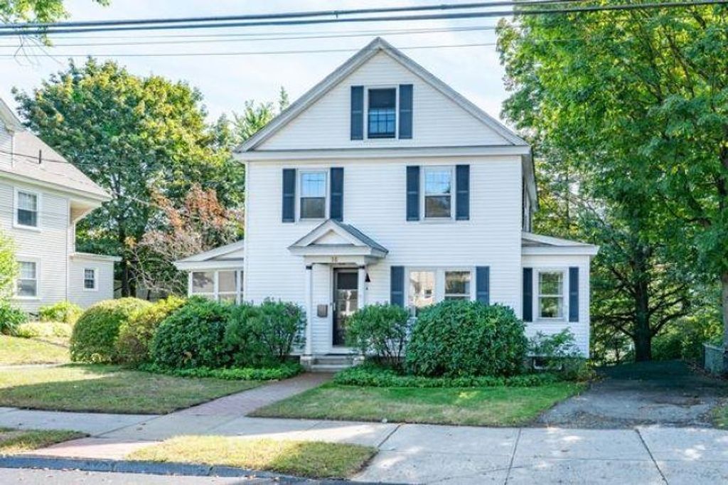 Photo of 16 Cushing Avenue, Nashua, NH 03064 (MLS # 5063544)