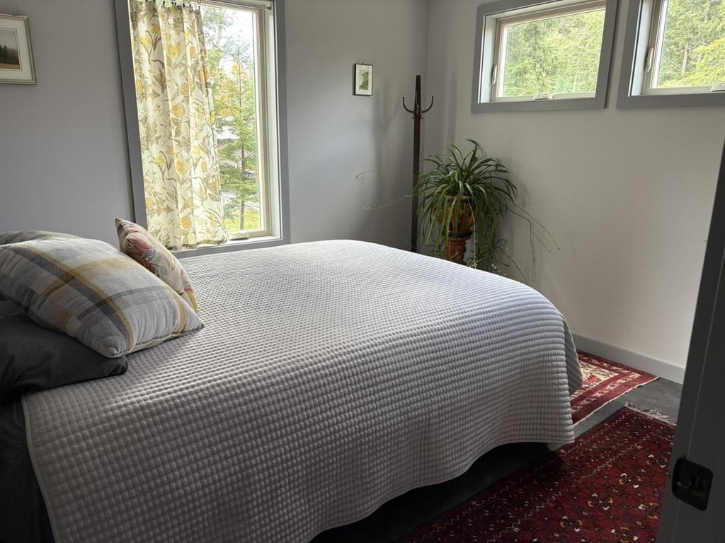 2 Lookout Point Road