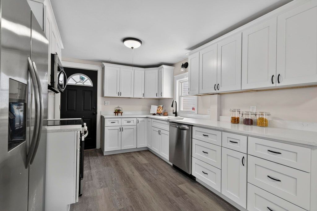 Photo of 48 Jackson Street, Laconia, NH 03246 (MLS # 5078478)
