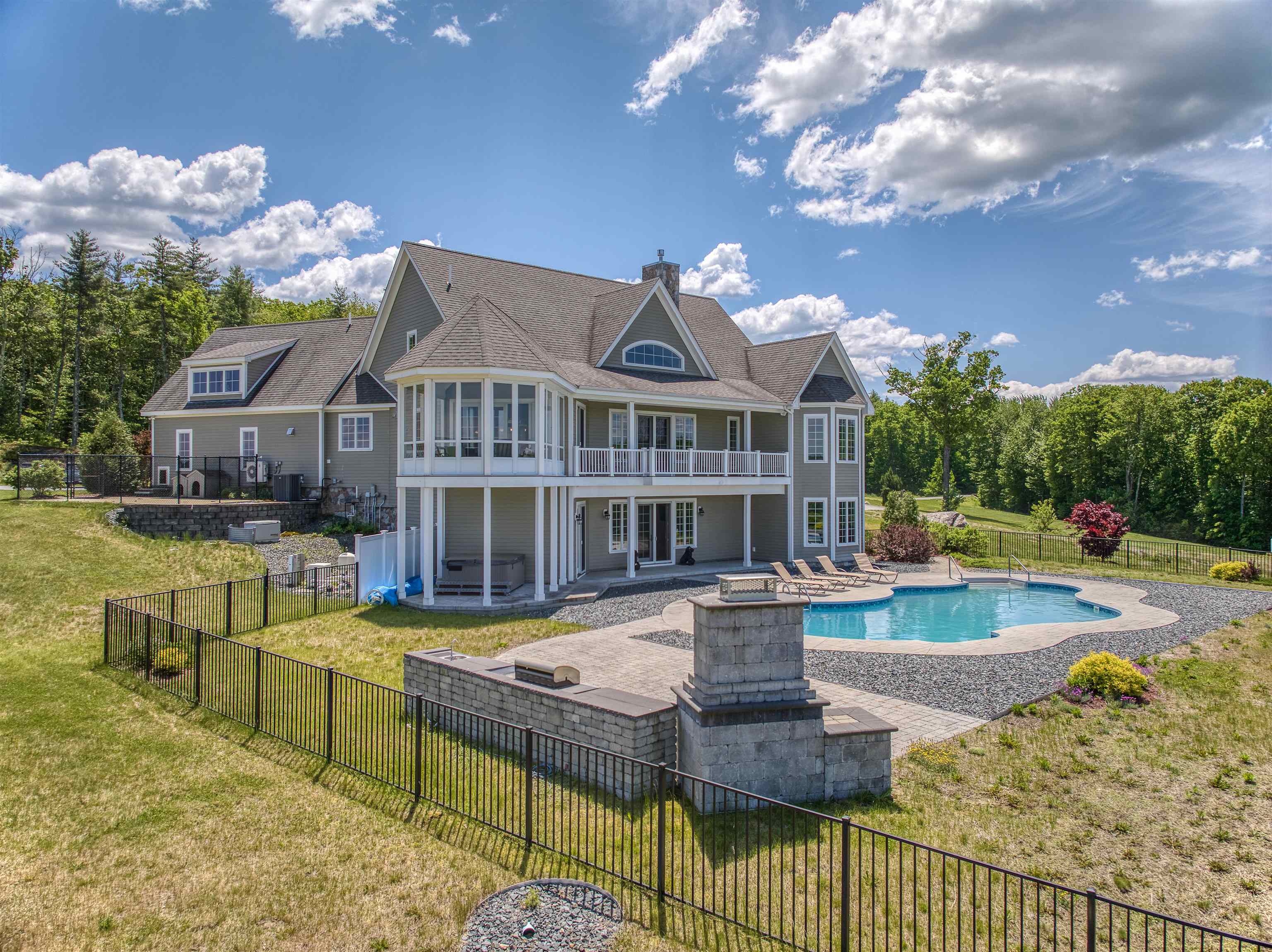 54 Woodcoat Drive